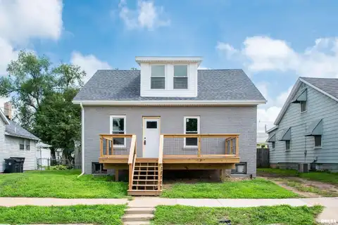 627 ANN ELIZA Street, Pekin, IL 61554