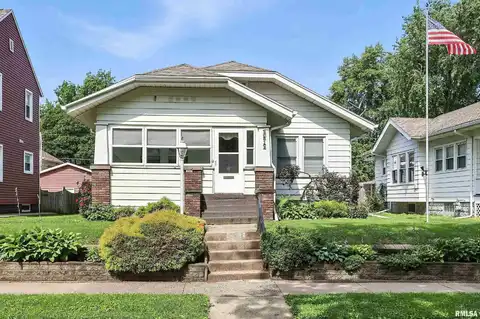 2612 CAREY Avenue, Davenport, IA 52803