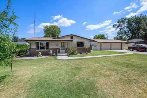 914 N 61st Ave, West Richland, WA 99353