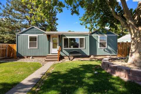 105 E 13th ave, Kennewick, WA 99337