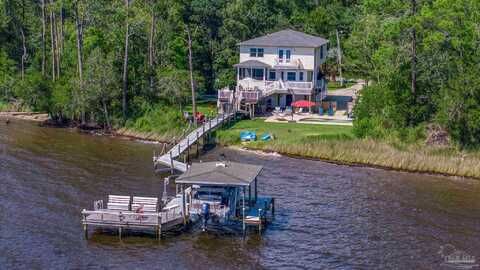 7121 Wells Ave, Navarre, FL 32566