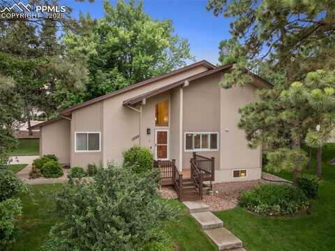 1725 Applewood Ridge Court, Colorado Springs, CO 80918