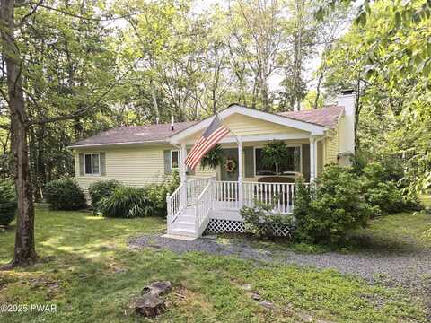 800 W Spur Court, Lords Valley, PA 18428