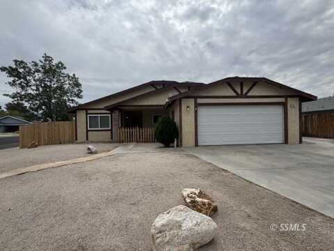 500 S Appaloosa ST, Ridgecrest, CA 93555