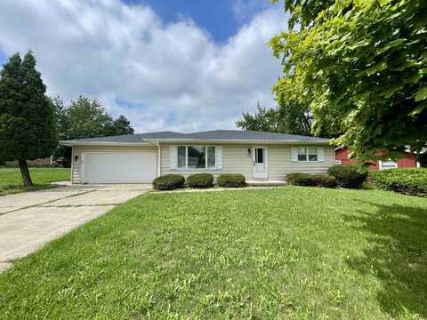 215 Hickory, LENA, IL 61048