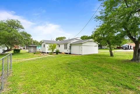 437 W Goodnight, Aransas Pass, TX 78336