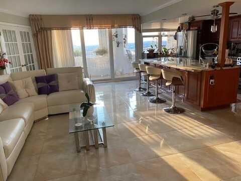 1340 S Ocean Blvd, Pompano Beach, FL 33062