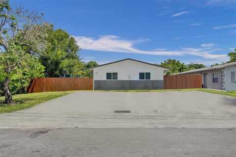 209 NE 9th St, Pompano Beach, FL 33060