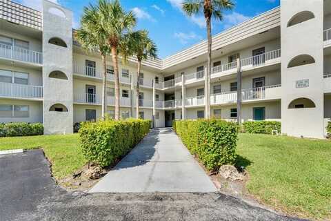 8510 Sunrise Lakes Blvd, Sunrise, FL 33322