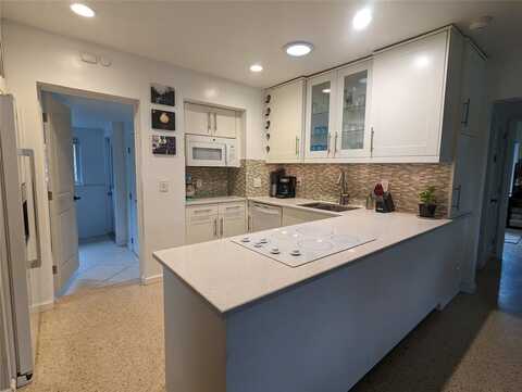 609 NE 14th Pl, Fort Lauderdale, FL 33304
