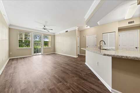 9905 Baywinds Dr, West Palm Beach, FL 33411