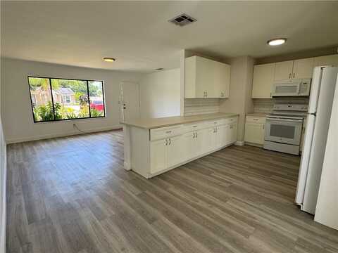 2235 18th Avenue SW, Vero Beach, FL 32962