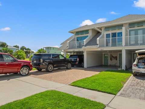 102 38th St, Mexico Beach, FL 32456