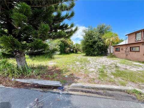 709 SE East Avenue, Stuart, FL 34994