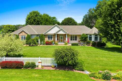 4879 CALEDONIA Drive, NEW FRANKEN, WI 54229