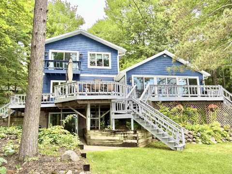 17325 WOODHAVEN Lane, TOWNSEND, WI 54175