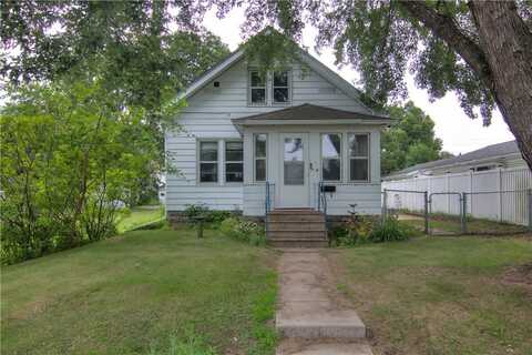 719 Fleming Avenue, Eau Claire, WI 54701