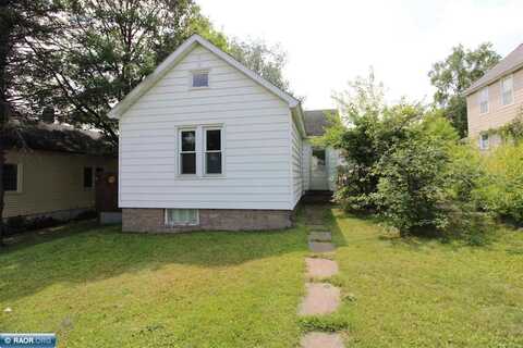 109 Minnesota Ave, Gilbert, MN 55741