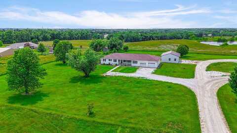 1391 County Road, Moberly, MO 65270