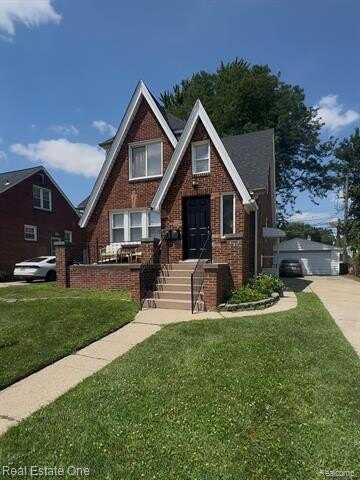 122 W Houstonia Avenue, Royal Oak, MI 48073