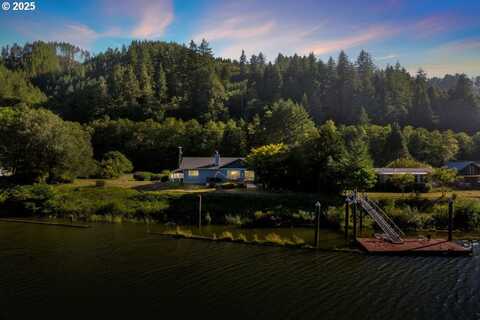 10277 SWEET CREEK RD, Mapleton, OR 97453