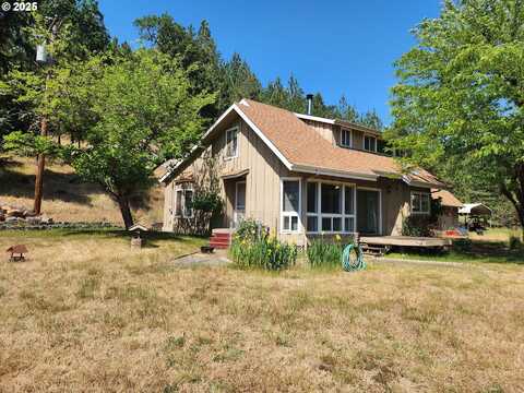 1090 E WILLIS CREEK RD, Winston, OR 97496