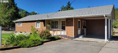 76376 RIVER RD, Oakridge, OR 97463