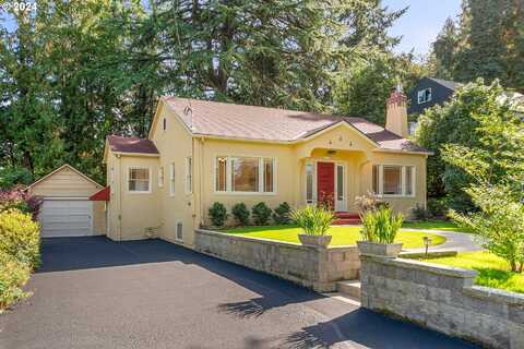 8922 SW CAPITOL HWY, Portland, OR 97219