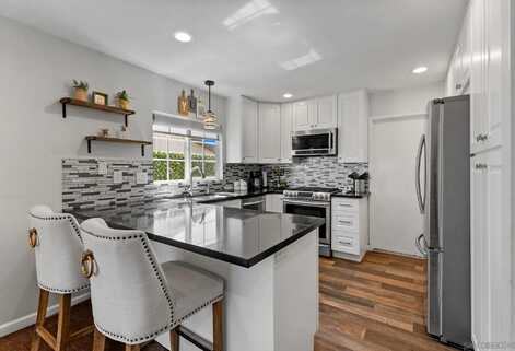 9209 Les Rd, Santee, CA 92071
