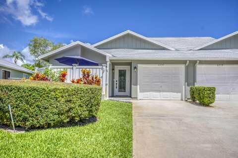 6757 SE Yorktown Drive, Hobe Sound, FL 33455