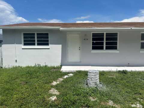 422 Caroline Avenue, West Palm Beach, FL 33413