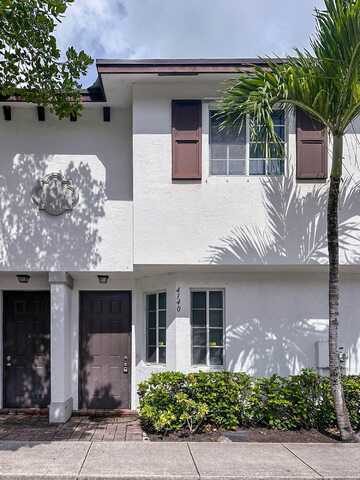 4140 Napoli Lake Drive, Riviera Beach, FL 33410
