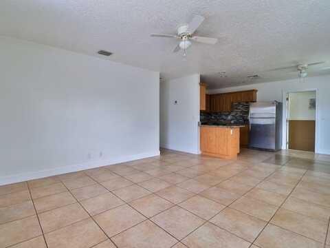 1602 N J 1 Street, Lake Worth, FL 33460