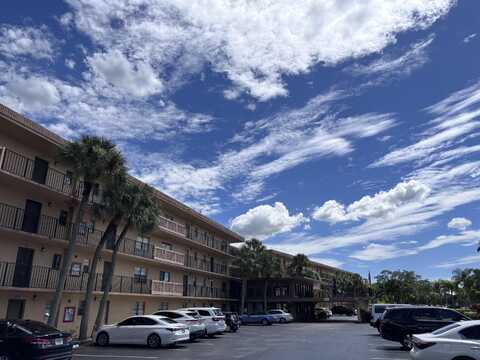 9370 SW 8th Street, Boca Raton, FL 33428