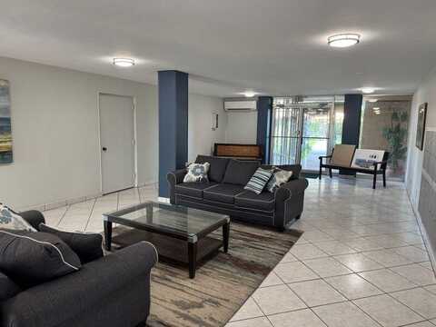 5201 NW 2nd Avenue, Boca Raton, FL 33487