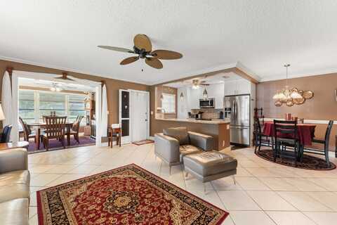 1385 High Point Boulevard W, Delray Beach, FL 33445