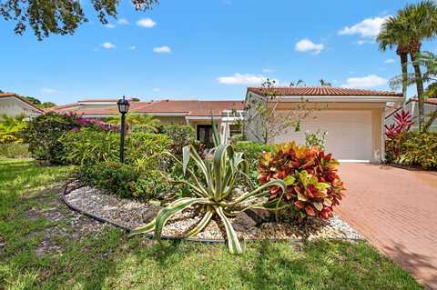 37 Glens Drive W, Boynton Beach, FL 33436