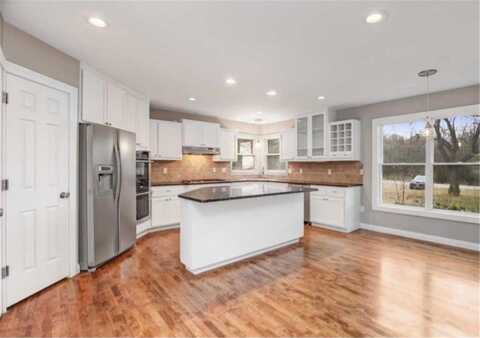 1809 Baker Park Rd, Maple Plain, MN 55359