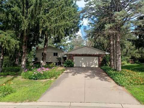 1201 Kenilworth Drive, Woodbury, MN 55125