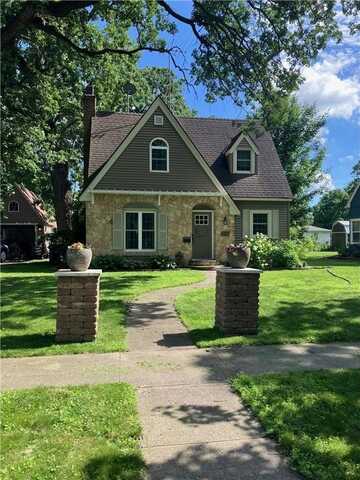 546 Juul Road SW, Hutchinson, MN 55350