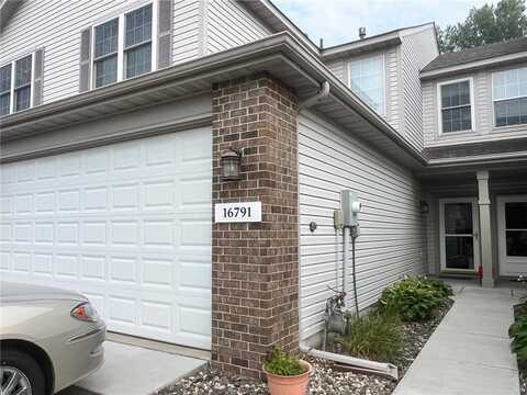16791 39th Avenue N, Plymouth, MN 55446