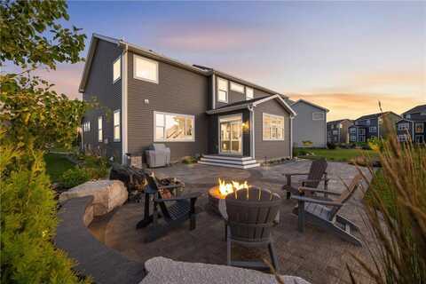18142 Goldfinch Way, Lakeville, MN 55044