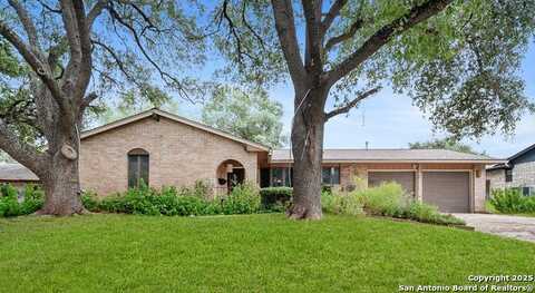 6207 Sun Dial St, Leon Valley, TX 78238