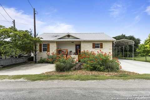 520 Enchanted River, Bandera, TX 78003