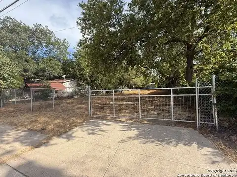 5007 Bluff, San Antonio, TX 78228