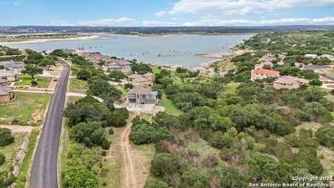 378 Oak Shores Dr, Canyon Lake, TX 78133