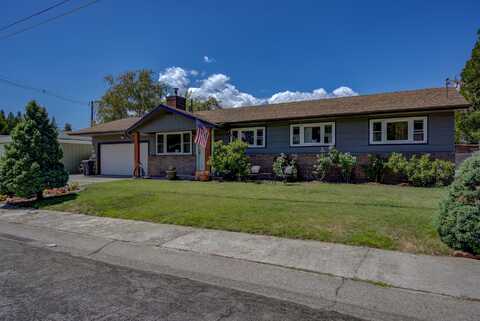 411 Terrace, Weed, CA 96094