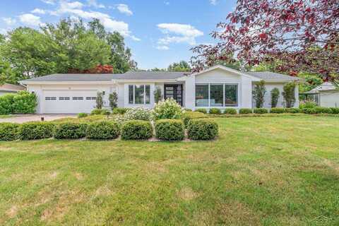 71 Benton, Saginaw, MI 48602