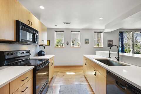 111 N Hamilton Street, Madison, WI 53703
