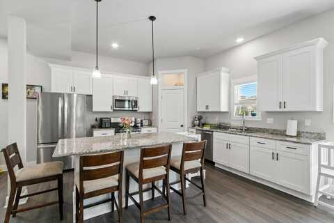 118 Douglas Drive, Brooklyn, WI 53521